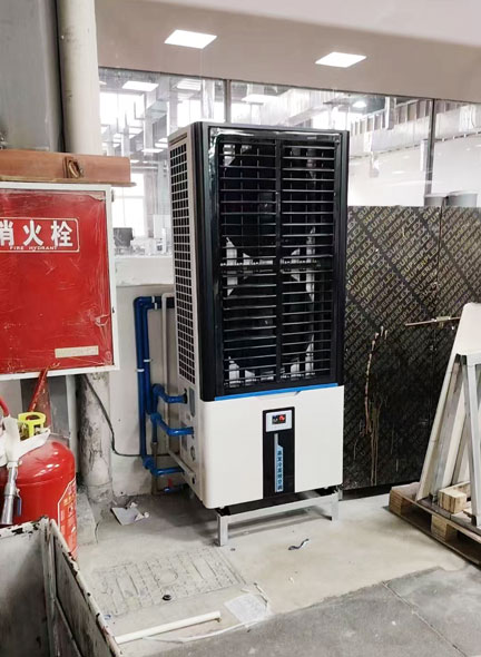 注塑廠房車間安裝蒸發冷省電空調-立式軸流雙風口，制冷降溫